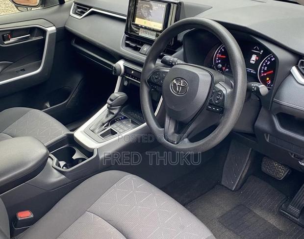 Toyota RAV4 2020 White