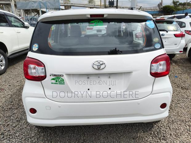 Toyota Passo 2020 White