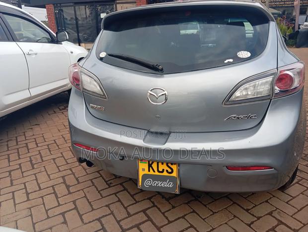 Mazda Axela 2011 Gray