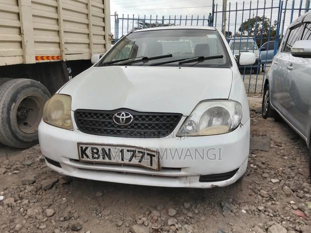 Toyota Corolla 2004 White