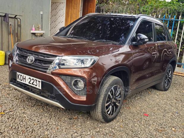 Toyota Urban Cruiser 2021 Brown
