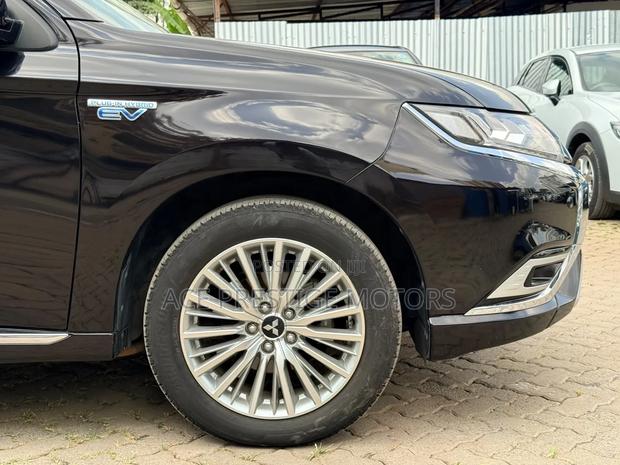 Mitsubishi Outlander 2019 Black