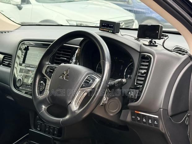 Mitsubishi Outlander 2019 Black