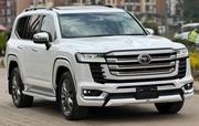 New Toyota Land Cruiser 2023 White for sale