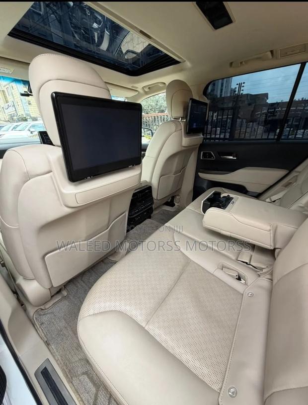 New Toyota Land Cruiser 2023 White