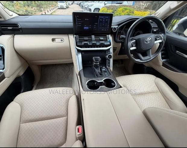 New Toyota Land Cruiser 2023 White