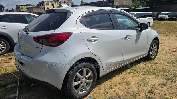 Mazda Demio 2019 White