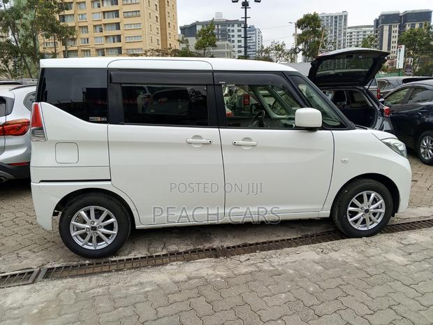 Suzuki Solio 2019 White