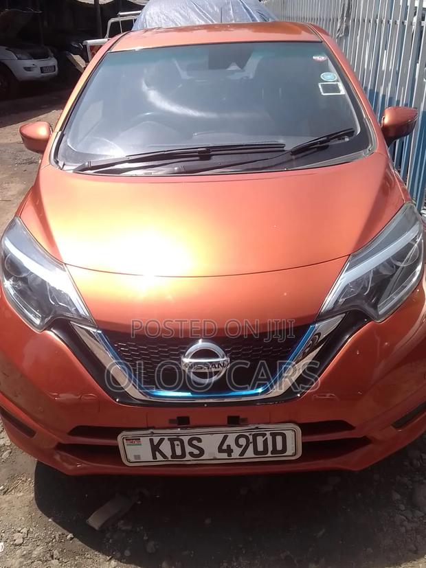 Nissan Note 2018 Orange