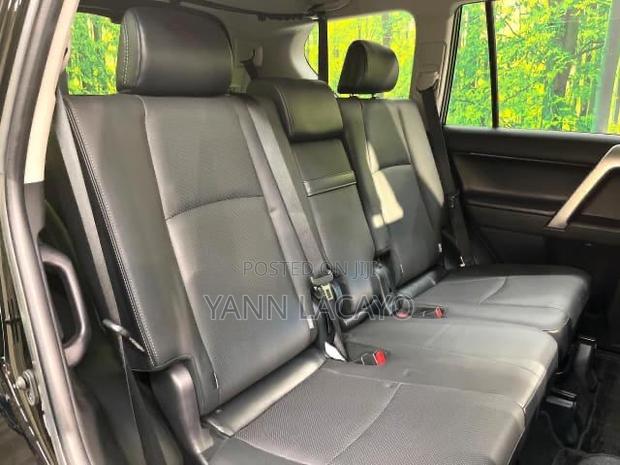 New Toyota Land Cruiser Prado 2.7 2023 Black