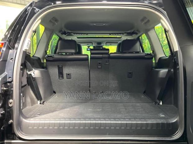 New Toyota Land Cruiser Prado 2.7 2023 Black