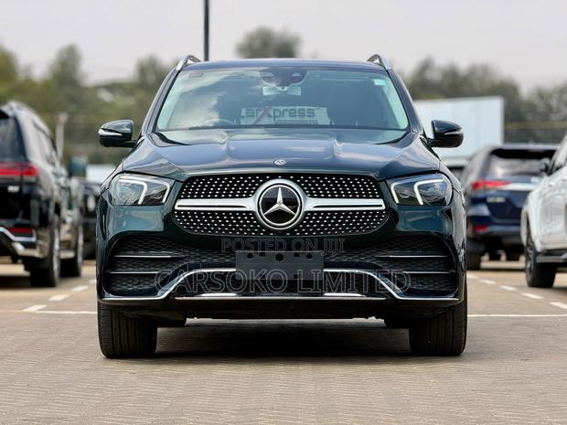 Mercedes-Benz GLE-Class GLE 300d 4MATIC 2020 Green