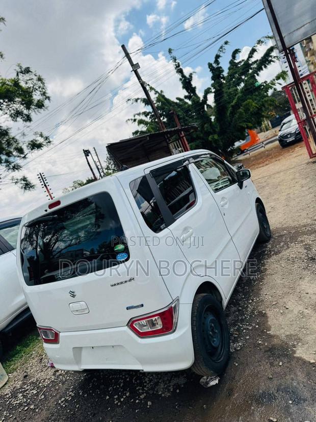 Suzuki Wagon R 2019 Silver