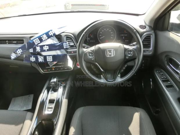 Honda Vezel 2019 Blue