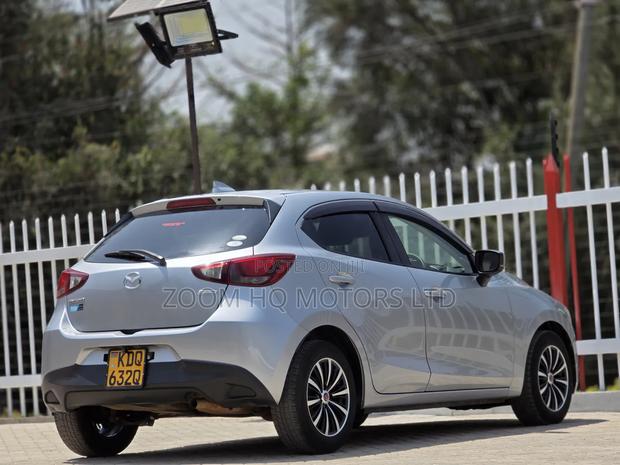 Mazda Demio 2017 Gray
