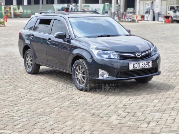 Toyota Corolla Fielder 2014 Black