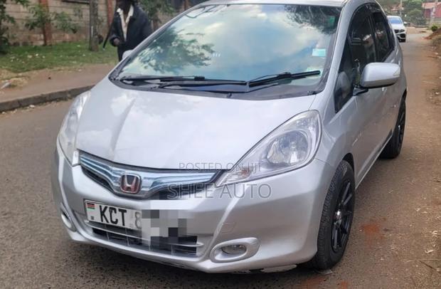 Honda Fit 2012 Silver