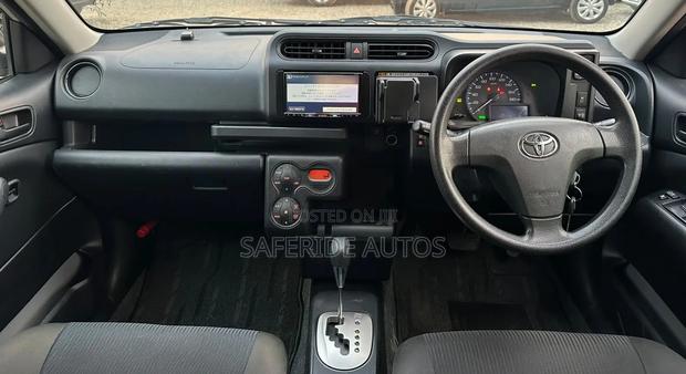 Toyota Probox 2020 Silver