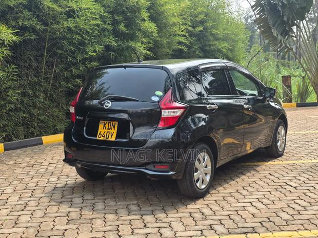 Nissan Note 2017 Black
