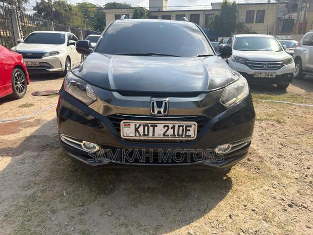 Honda Vezel 2019 Black