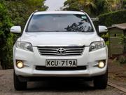 Toyota Vanguard 2013 Off white for sale