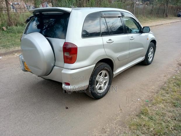 Toyota RAV4 2001 Silver