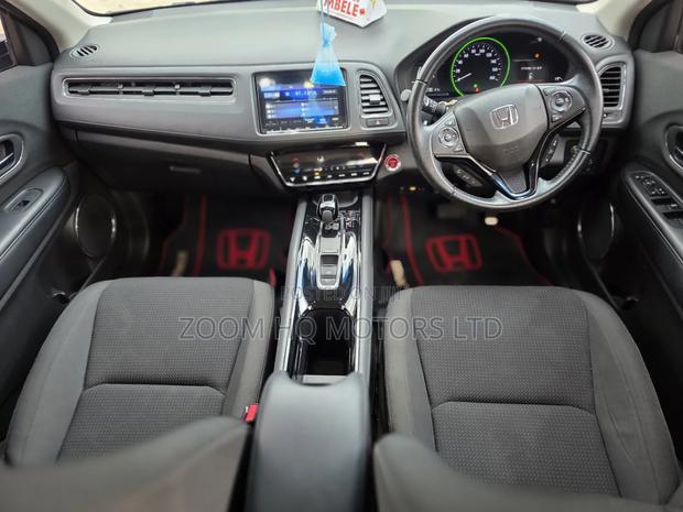 Honda Vezel 2018 Black