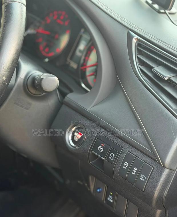 Toyota Harrier 2.0 2019 Black