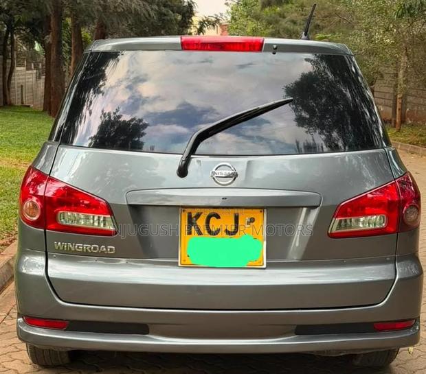 Nissan Wingroad 2009 Gray