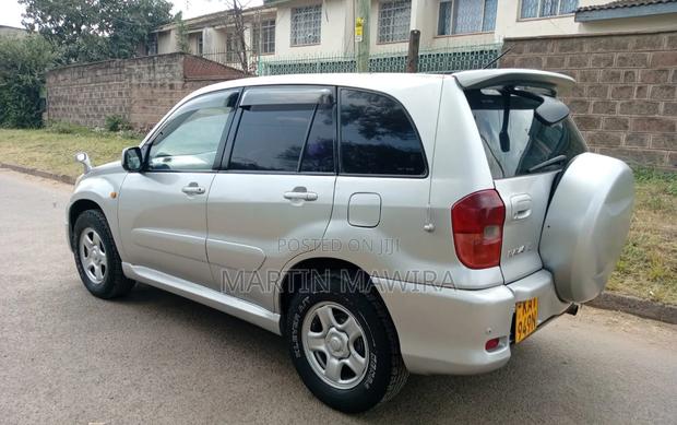 Toyota RAV4 2001 Silver