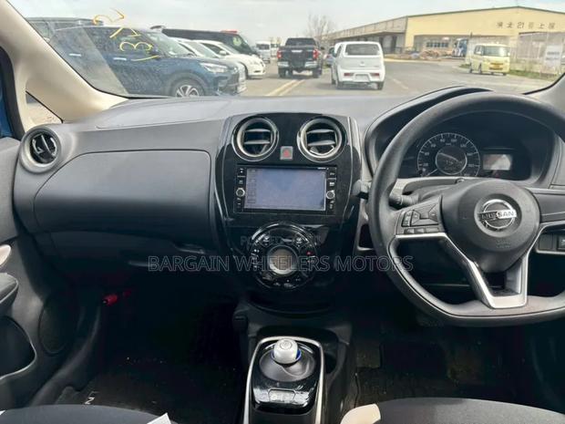 Nissan Note 2019 Blue