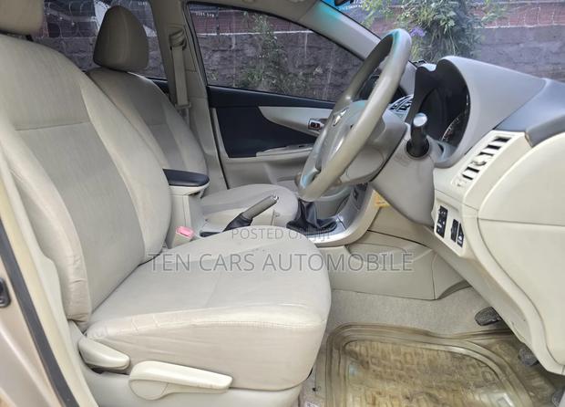 Toyota Axio 2007 Gold