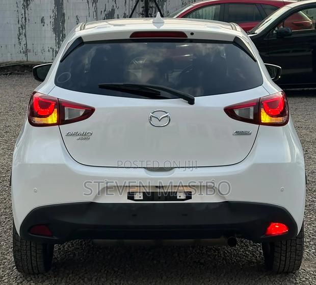 Mazda Demio 2019 White
