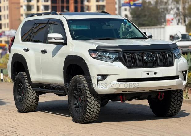 Toyota Land Cruiser Prado 2020 White
