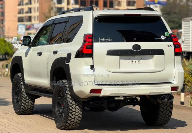 Toyota Land Cruiser Prado 2020 White