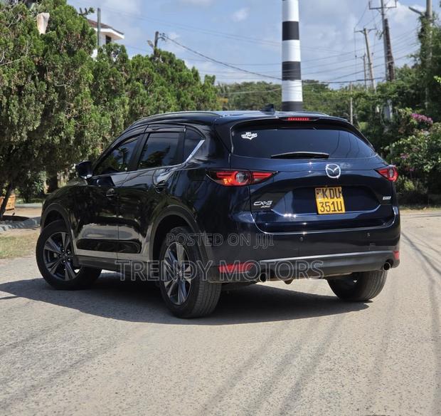 Mazda CX-5 2019 Blue
