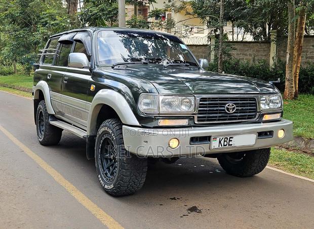 Toyota Land Cruiser 1995 Green