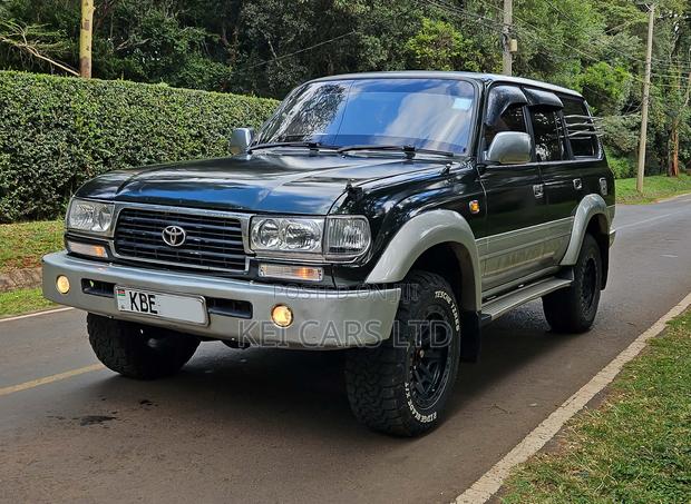 Toyota Land Cruiser 1995 Green