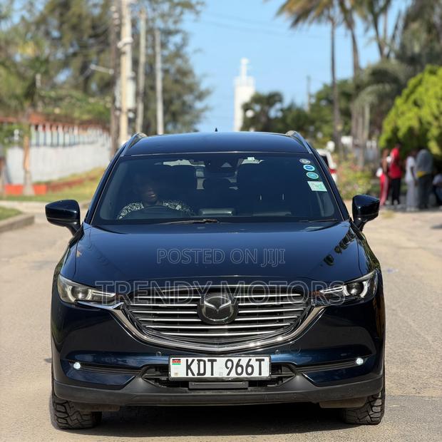 Mazda CX-8 2018 Blue