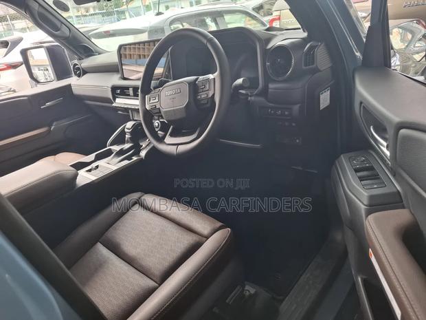 Toyota Land Cruiser Prado 2025 Blue
