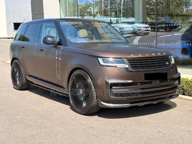 Land Rover Range Rover 2023 Brown