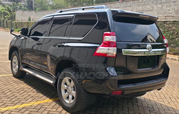 Toyota Land Cruiser Prado 2015 Black