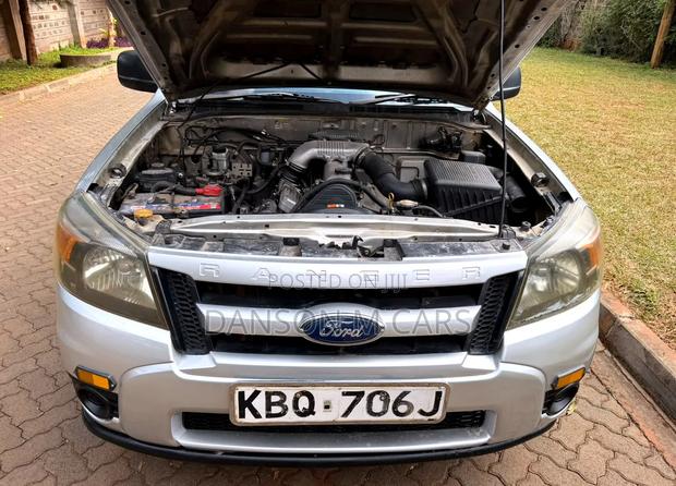 Ford Ranger 2011 Gray