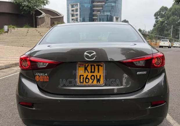 Mazda Demio 2018 Gray