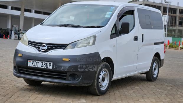 Nissan NP200 2019 White