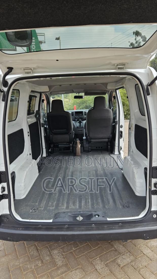 Nissan NP200 2019 White