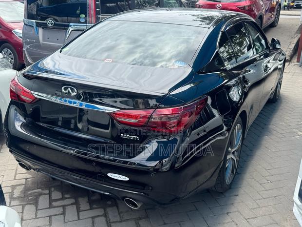 Nissan Skyline 2019 Black