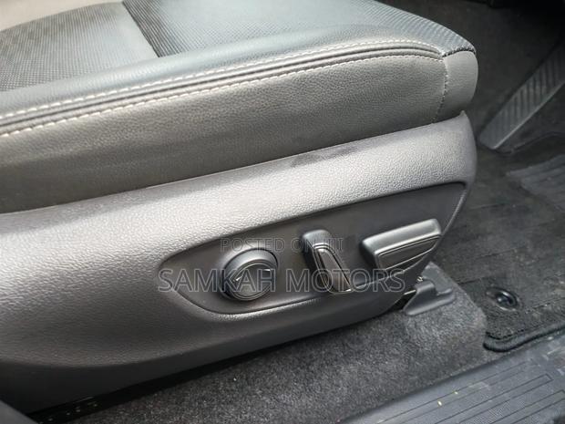 Toyota Land Cruiser Prado 2023 Gray