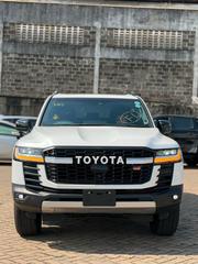 Toyota Land Cruiser LC300 2022 White for sale