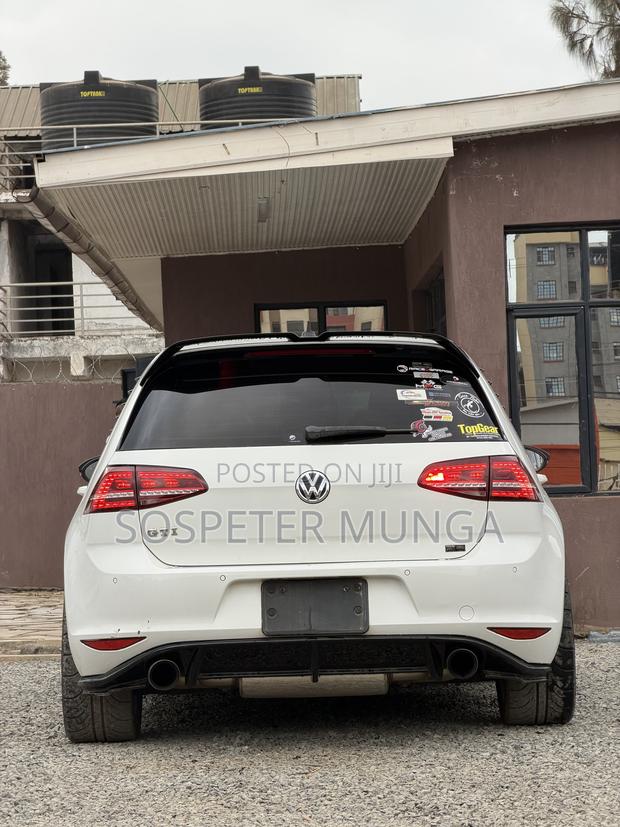 Volkswagen Golf GTI 2014 White